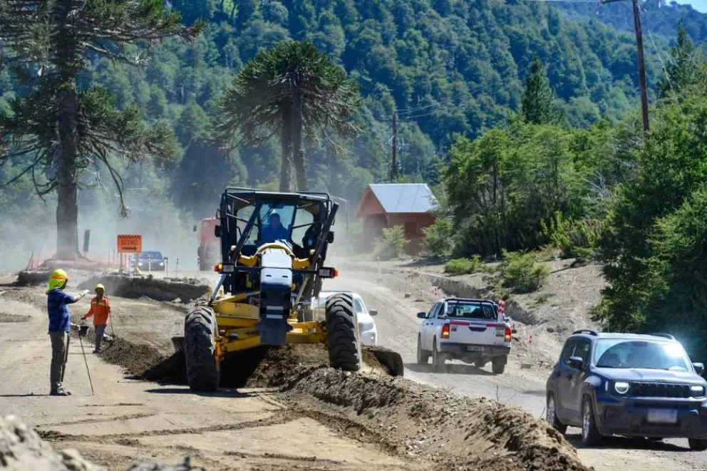 Avanza el asfalto entre Moquehue y Villa Pehuenia con impacto en ...