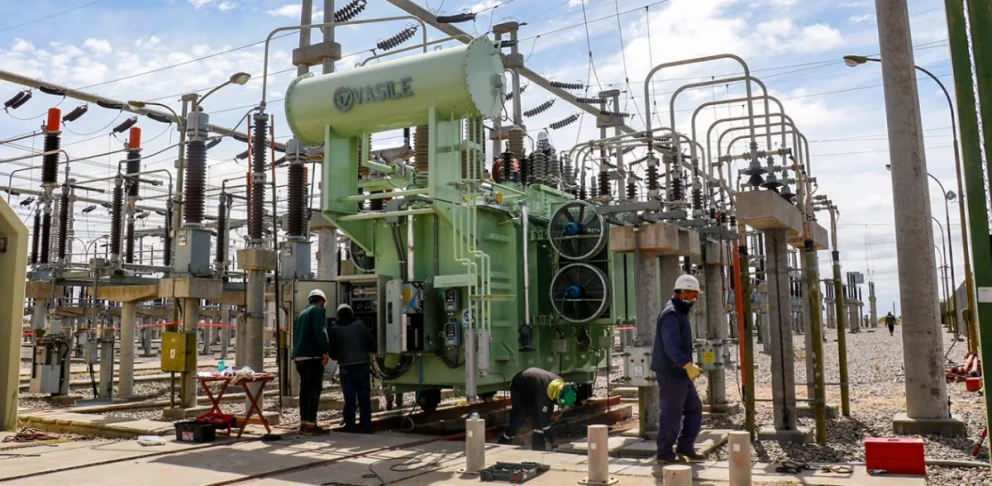 Avanza la nueva línea de 33 kV y la subestación eléctrica en Senillosa. Foto: EPEN