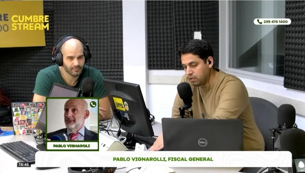 Vignaroli fue entrevistado en el programa "Más vale tarde", conducido por los periodistas Juan Pablo Iozzia y Lucas Hernandorena. Foto: captura de video Cumbre Stream