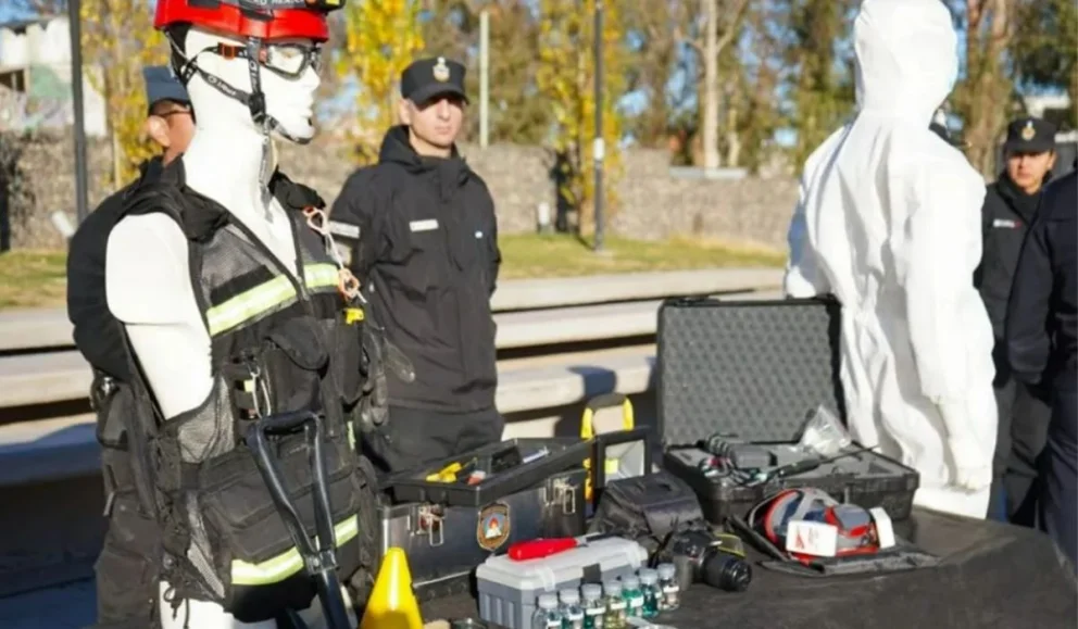 Equipamiento para Bomberos de Neuquén. Foto: Prensa Provincia