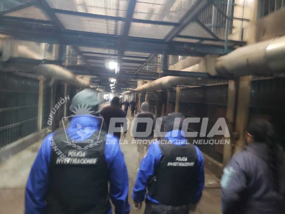 El operativo desde el penal de Viedma.
