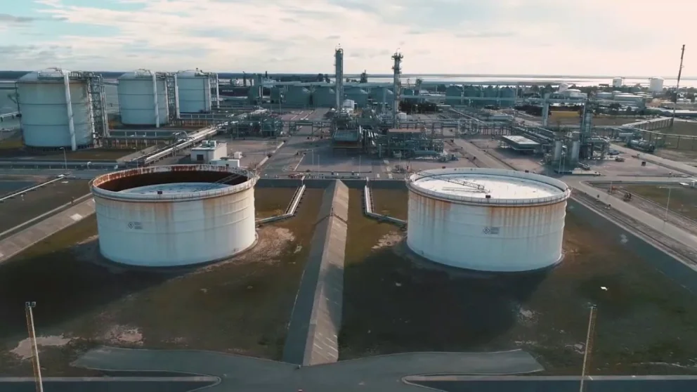 La inversión ampliará el procesamiento del gas en el yacimiento Loma La Lata en la cuenca neuquina y también el trasporte al puerto de Bahía Blanca. Foto: Empresa Mega